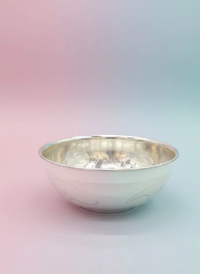 Premium Baby Feeding Bowl – Safe & Comfortable Mealtime